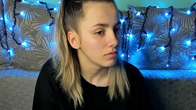 MaggieCake on StripChat
