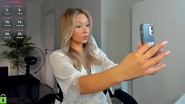 Private Margo-pvt on StripChat