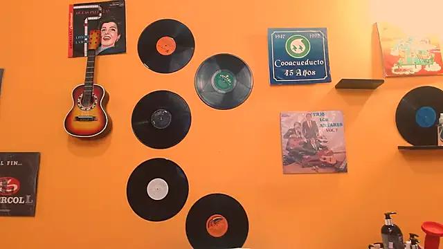 Freechat meisevil77 on StripChat