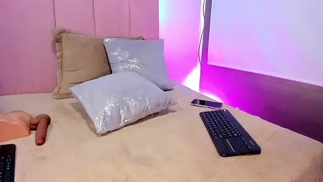 melani_xc — fuckme tits