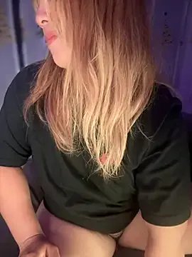 Freechat MerlyG on StripChat