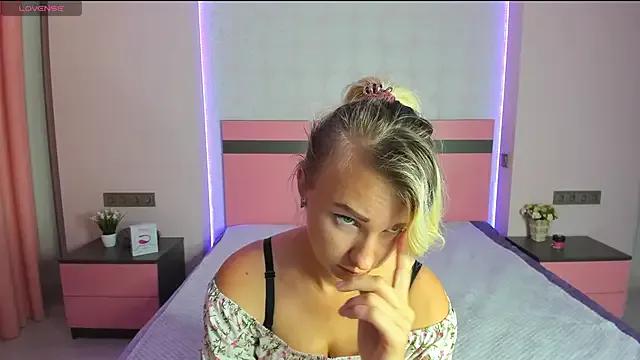 Freechat MeryMidnight on StripChat