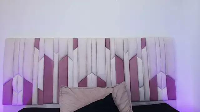 Freechat mia_stanfort on StripChat