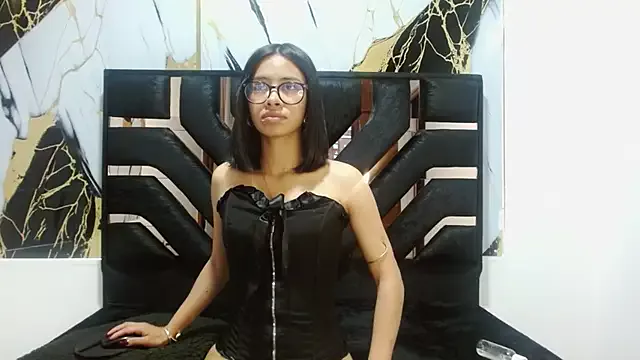 Group Miahotcs1 on StripChat