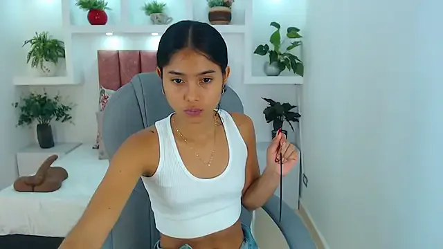 Private Milaa_Star_ on StripChat