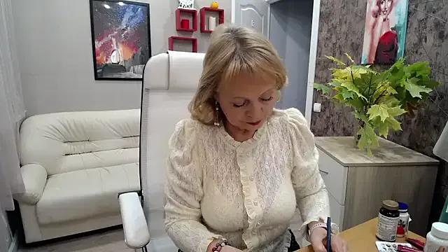 Freechat Milla_Cutie18 on StripChat