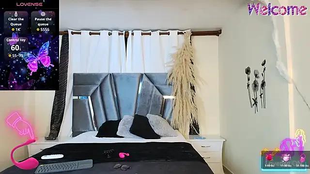 MiniLove_01 on StripChat 