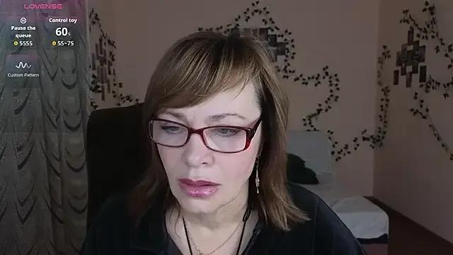 StripChat Miss_Moren is Freechat Miss_Moren — The show - breasts before your eyes