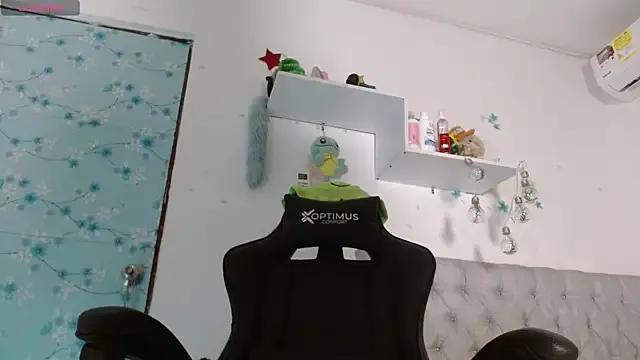 Freechat miss_valery2 on StripChat