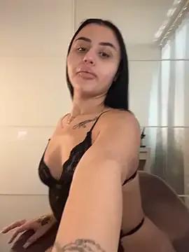 Missmilawild — OPEN PUSSYLT SNAPCHAT