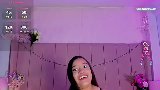 Freechat MollyBigBoobs12 on StripChat