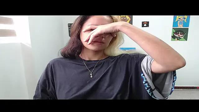 MommyMiaWs on StripChat