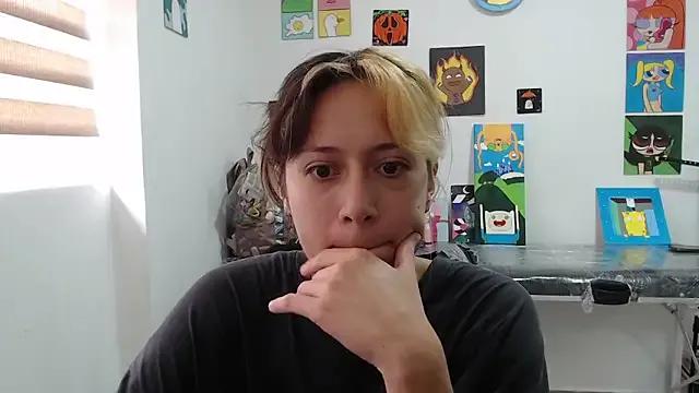 MommyMiaWs on StripChat