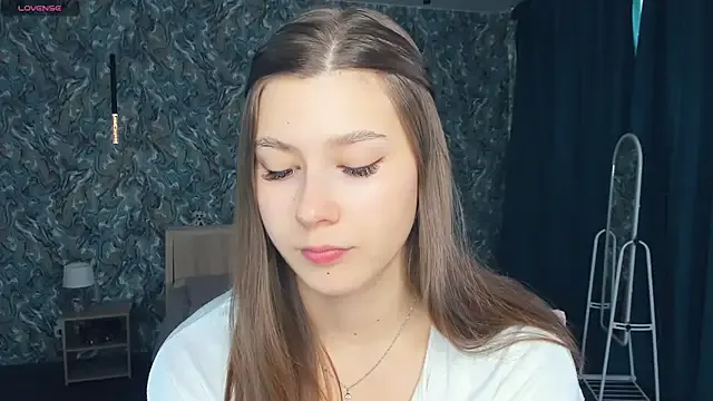 MondoNeko model from StripChat