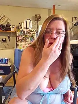 Freechat MsShelby40 on StripChat