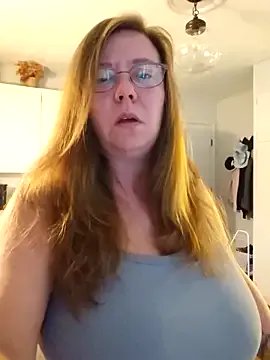 Freechat MsShelby40 on StripChat