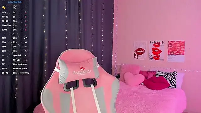 Freechat murmurmiace on StripChat