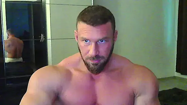 Offline muscularkevin on StripChat