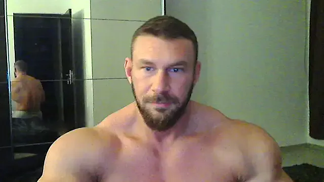 Offline muscularkevin on StripChat