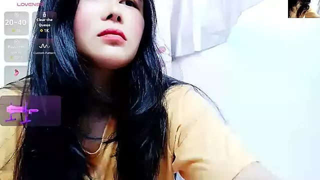 Freechat Mya8860 on StripChat