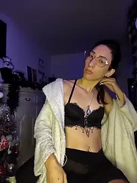 StripChat Mymycha34 is Freechat Mymycha34 — Dshabillez moi + contrl 2 min