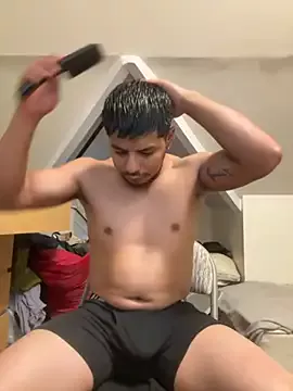 Freechat MynameisPaco on StripChat