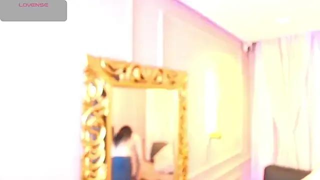 Freechat Nahomi_key_ on StripChat