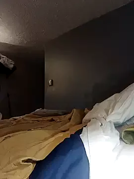 Offline Naughtiestunicorn44 on StripChat