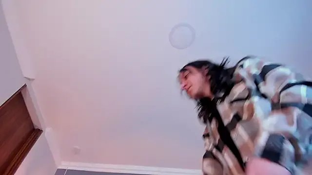 Private Nina_Ford on StripChat