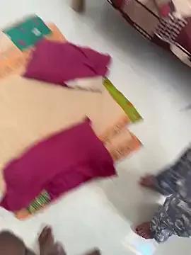 Group nishababybaby on StripChat