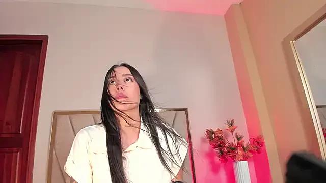 Freechat NoraDasilva on StripChat