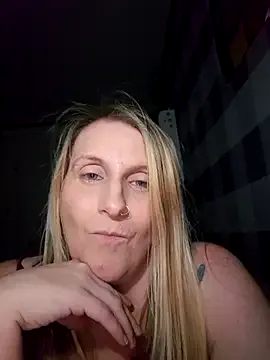 Offline Northern_Tease on StripChat