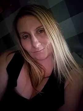 Offline Northern_Tease on StripChat