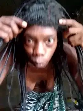 Freechat nzanizy on StripChat