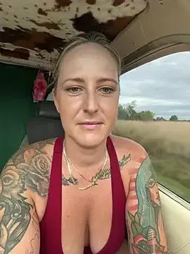 StripChat OdetteDelane is Freechat OdetteDelane — Dildo in pussy