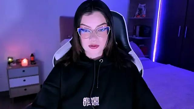 Private OphelianaRose33 on StripChat