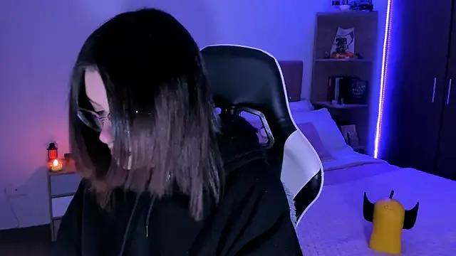 Private OphelianaRose33 on StripChat