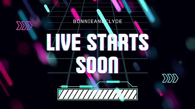 Freechat overlyhotfamily on StripChat