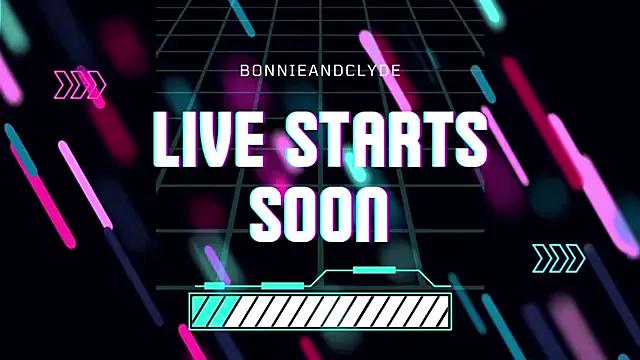 Freechat overlyhotfamily on StripChat