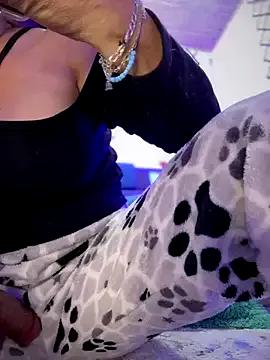 PaulinaSanders_X — make my pussy creamy