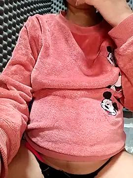 StripChat Pipi23_ is Freechat Pipi23_ — Close-up of vaginal opening