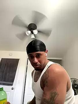 Freechat pnwzo on StripChat