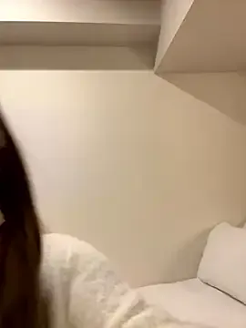 Offline POMUPOMUPURIN2 on StripChat