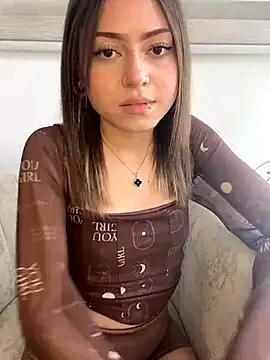 Freechat PrettyAmber on StripChat