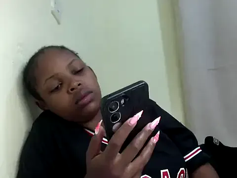 queen-sasha on StripChat 