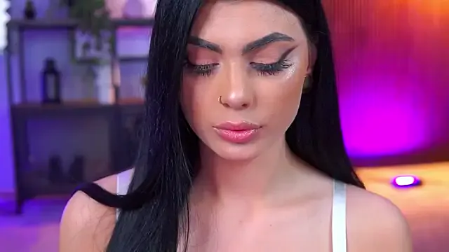 Offline RavennaDArcy on StripChat