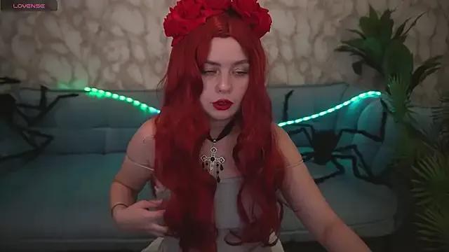 Freechat RedDoll_ on StripChat