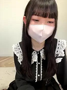 Reina_cute_00_ — Freechat on StripChat