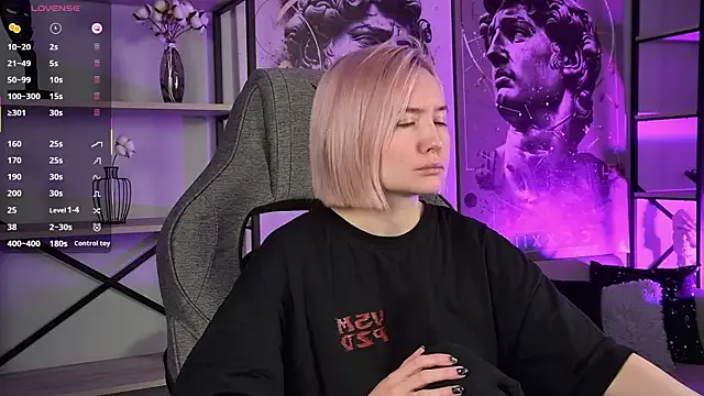 Freechat ReiYosimoto on StripChat