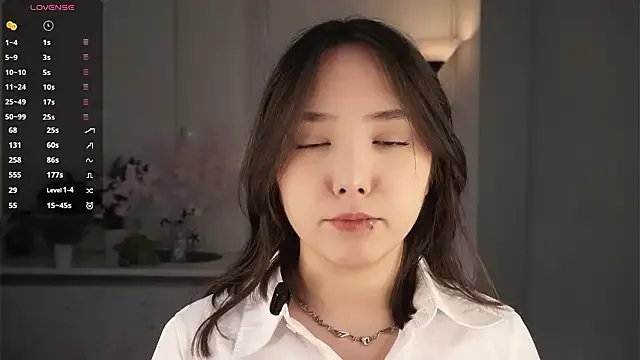 RenaeConnerley on StripChat